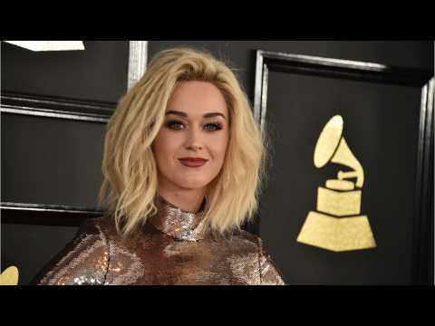 VIDEO : Katy Perry Shows Off Shockingly Short Haircut