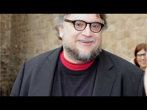 VIDEO : Guillermo del Toro Calls Pacific Rim: Uprising Director ?Brilliant?