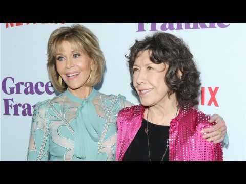VIDEO : Jane Fonda and Lily Tomlin Talk Sex on 'Today?, Make Savannah Guthrie Blush