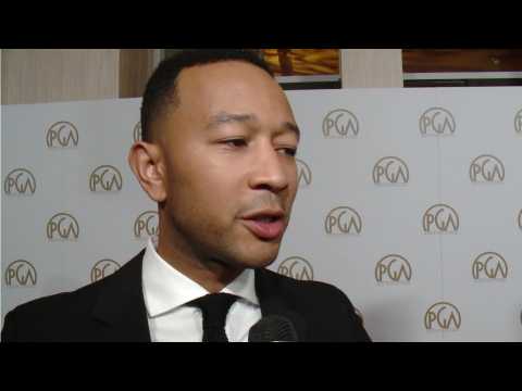 VIDEO : John Legend's Luggage Stolen (And Then Returned) at JFK