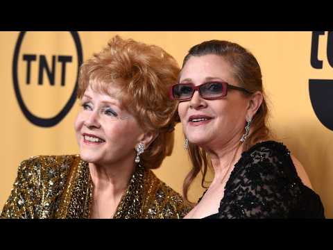 VIDEO : Debbie Reynolds and Carrie Fisher Honored in Memorial Service