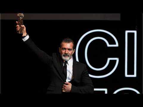 VIDEO : Antonio Banderas Recovered From Heart Attack