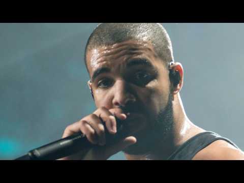 VIDEO : Drake Breaks Sheeran's Record