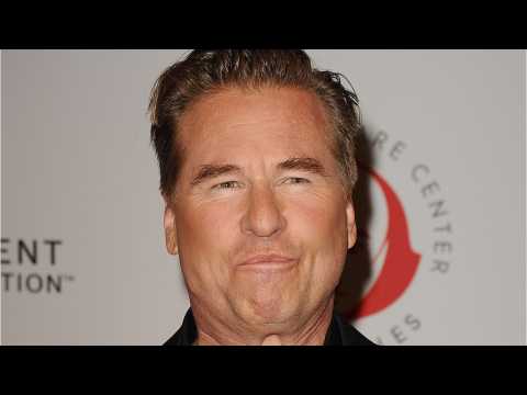 VIDEO : Val Kilmer Incessantly Tweets About His Cate Blanchett Obsession
