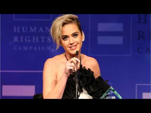 VIDEO : Katy Perry: ?It?s Not Easy Loving Me?