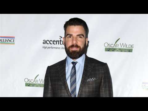 VIDEO : Zachary Quinto Mourns Dog