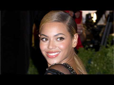 VIDEO : Tina Knowles Comments On Beyonce's Pregnancy