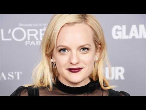 VIDEO : Elisabeth Moss Fights For Equality