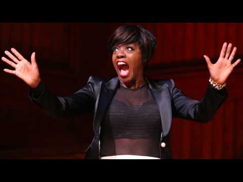 VIDEO : Harvard Honors Viola Davis With 'Artist Of The Year' Award