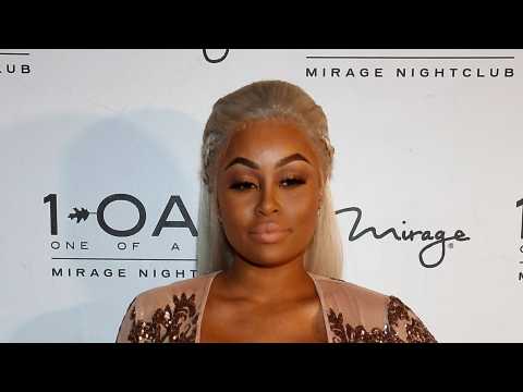 VIDEO : Blac Chyna Shares Before and After Pics of Post-Baby Weight Loss