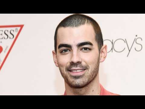 VIDEO : Joe Jonas Teases Epic Reunion