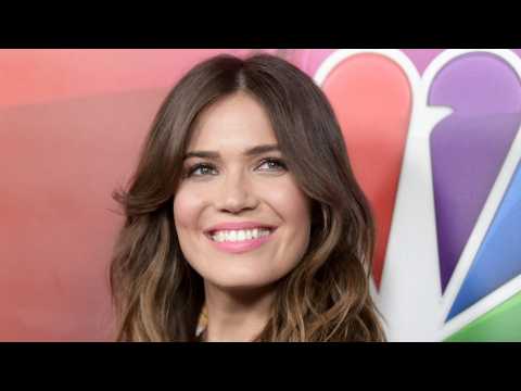 VIDEO : Mandy Moore Lands New Role