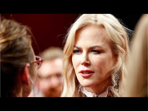 VIDEO : Nicole Kidman Finally Explains Why She Clapped Weird At The Oscars