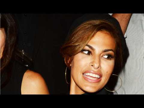 VIDEO : Inside Eva Mendes and Ryan Gosling's Famously Private World