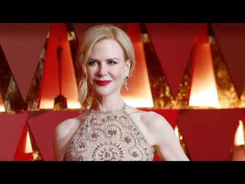 VIDEO : Why Nicole Kidman Was Clapping So Bizarrely At The Oscars
