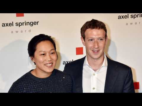 VIDEO : Mark Zuckerberg and Wife Expecting Second Child