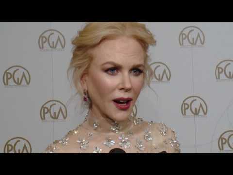 VIDEO : Nicole Kidman Explains Her Weird Clapping