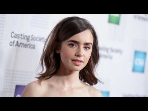 VIDEO : Lily Collins Publishes Open Letter To Phil Collins