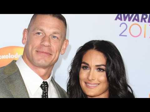 VIDEO : John Cena Proposes To Nikki Bella!