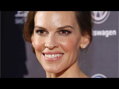 VIDEO : Hilary Swank, Michael Shannon to Star in Drama 'What They Had'