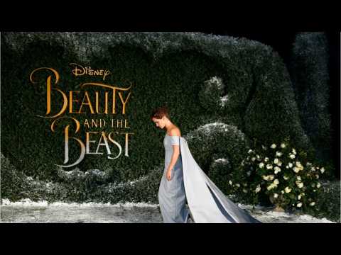 VIDEO : How Much Did Emma Watson Earn For Beauty & The Beast?
