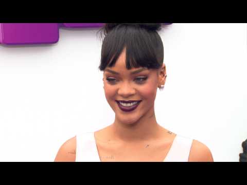 VIDEO : Rihanna and Chris Brown reportedly 'on the verge of fresh romance'