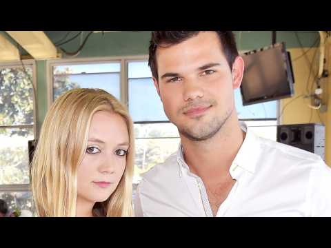 VIDEO : Billie Lourd Lifts Spirits With Taylor Lautner