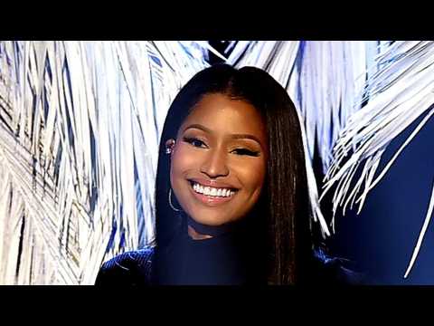 VIDEO : Nicki Minaj Signs With Talent and Modeling Agency