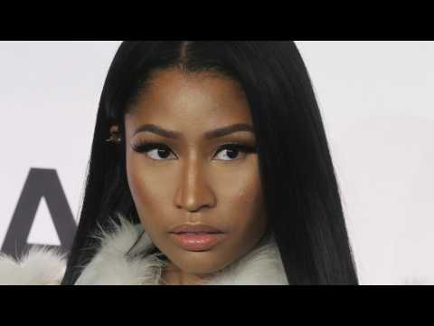 VIDEO : Nicki Minaj Lands Modeling Contract