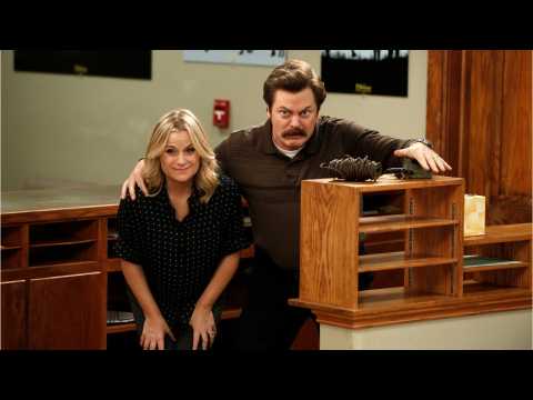VIDEO : Nick Offerman, Amy Poehler Reunite to Host Reality Show