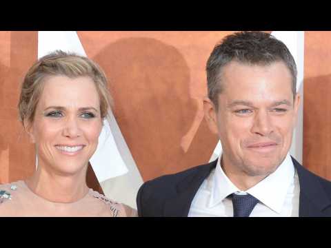 VIDEO : Matt Damon Partners With Kristen Wiig