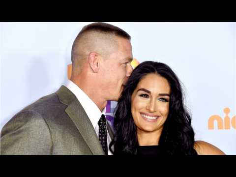 VIDEO : John Cena Proposes To Nikki Bella