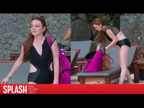 VIDEO : Lindsay Lohan échange son burkini pour un maillot plus révélateur