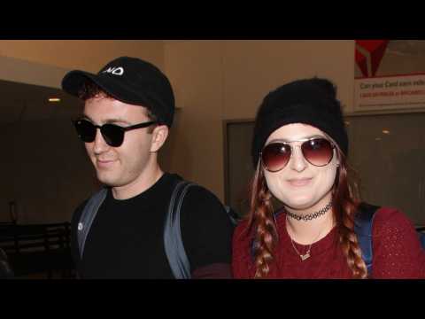 VIDEO : Meghan Trainor Talks Relationship With Daryl Sabara