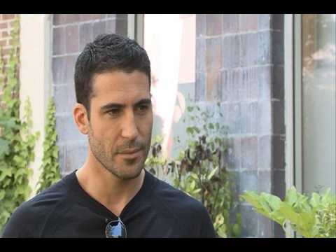 VIDEO : Miguel ngel Silvestre cumple 35 aos, Felicidades!