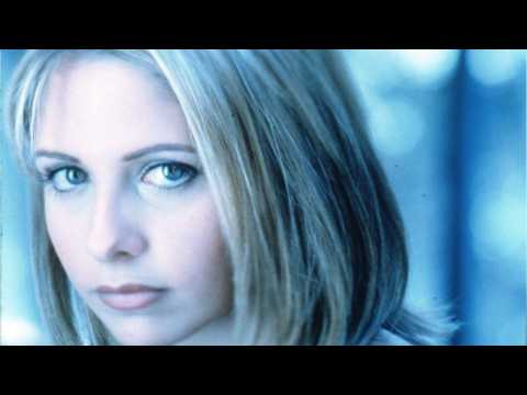 VIDEO : Sarah Michelle Gellar Thankful On 20th Anniversary Of Buffy