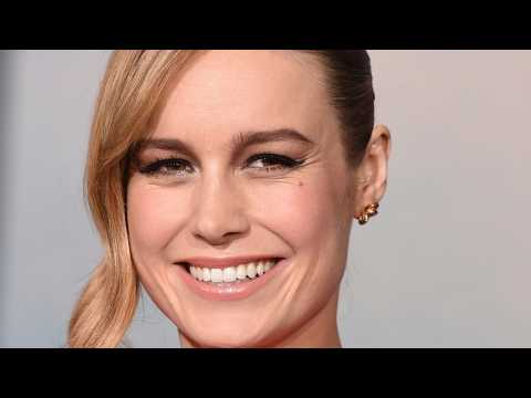 VIDEO : Brie Larson Gives Up Internet