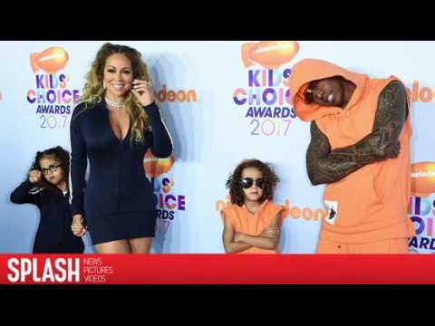 VIDEO : Mariah Carey and Nick Cannon Play a Picture Perfect Family on Red Carpet