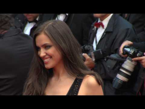 VIDEO : Bradley Cooper and Irina Shayk hit by relationship trouble rumours