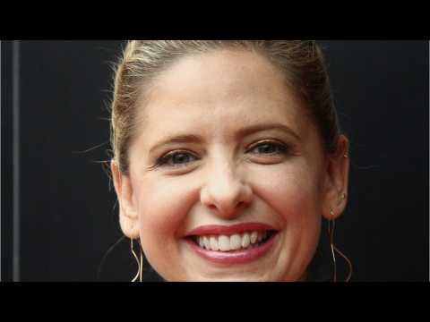 VIDEO : Sarah Michelle Gellar  Praises Buffy