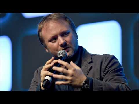VIDEO : Director Rian Johnson Talks About Working With Carrie Fisher