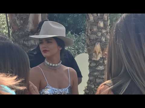VIDEO : Kendall Jenner Makes a Cheeky Appearance at Coachella