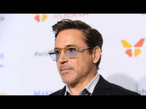 VIDEO : Robert Downey Jr. Shares Funny Easter Picture