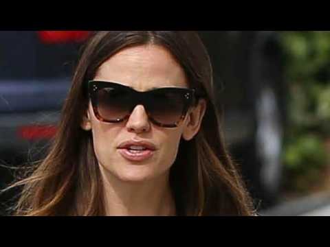 VIDEO : Jennifer Garner's 45th Birthday Party