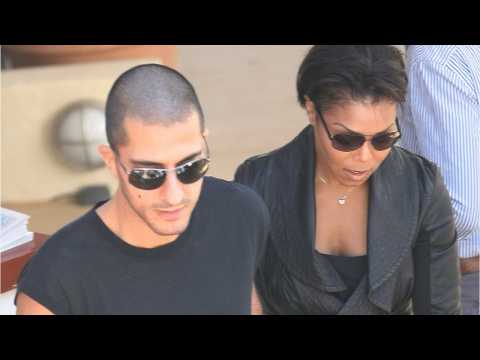 VIDEO : Janet Jackson's Husband Scrambles