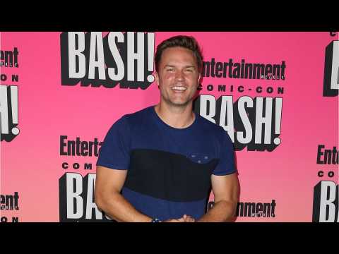 VIDEO : Scott Porter?s Family Is Growing!