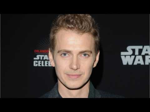 VIDEO : How Does Hayden Christensen Feel About Sand?