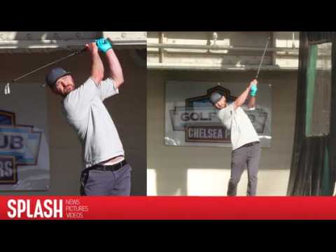 VIDEO : Golf Season! Justin Timberlake Shows Off His Form at the Driving Range