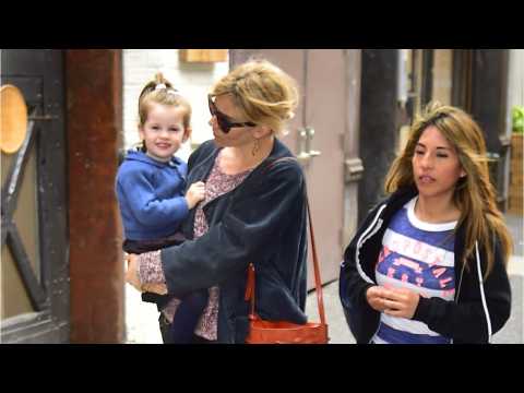 VIDEO : Sienna Miller Truly Loves Being A Mother