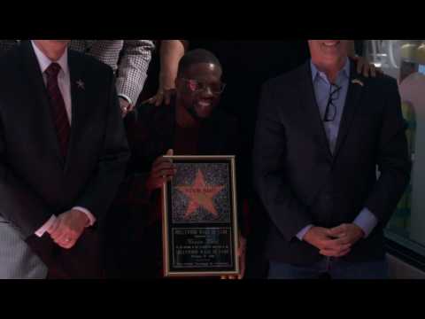 VIDEO : Kevin Hart Star Ceremony: 